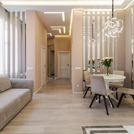 Royal Stylish Apartment In The Old City Lviv Luaran gambar