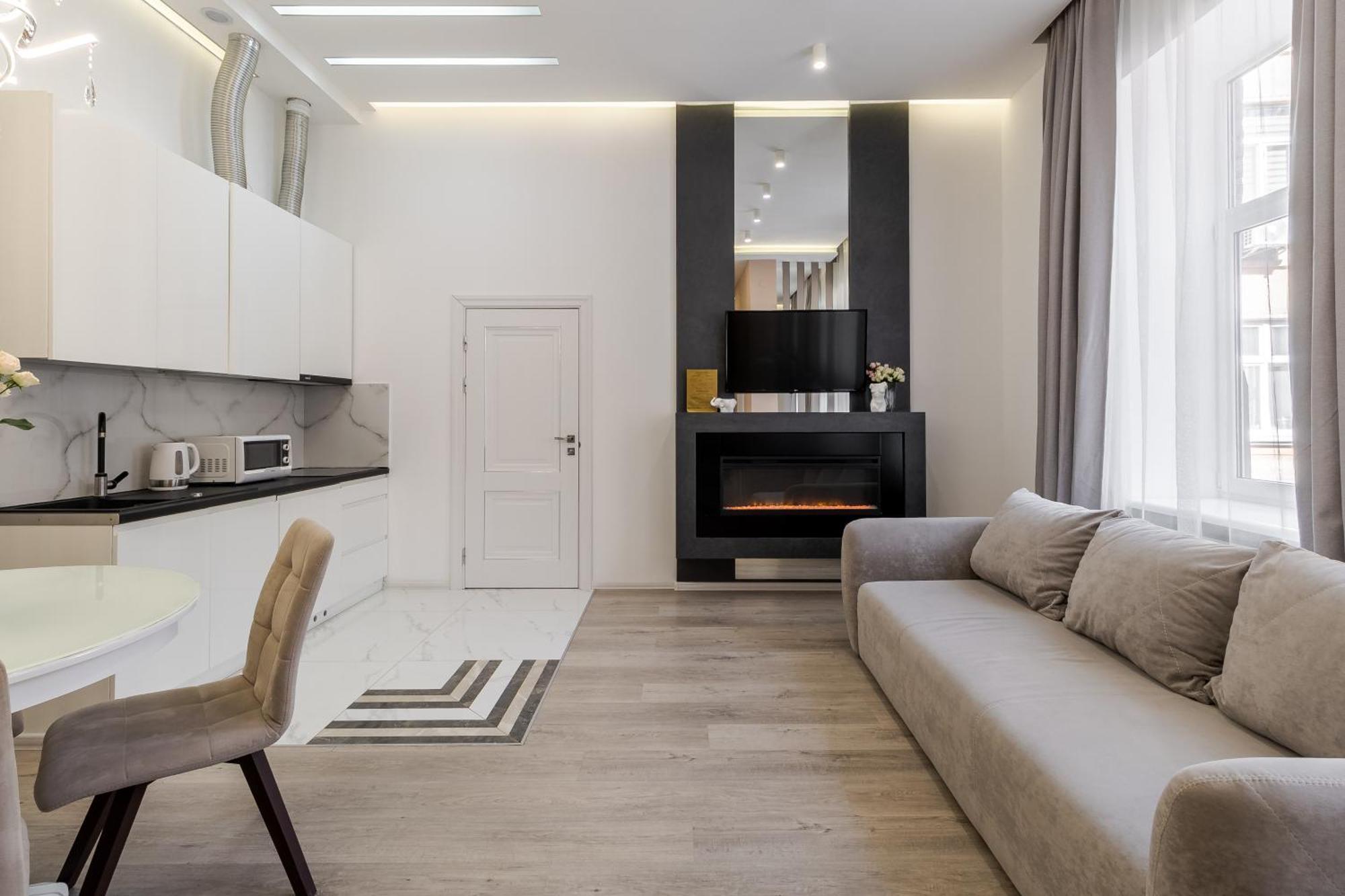 Royal Stylish Apartment In The Old City Lviv Luaran gambar