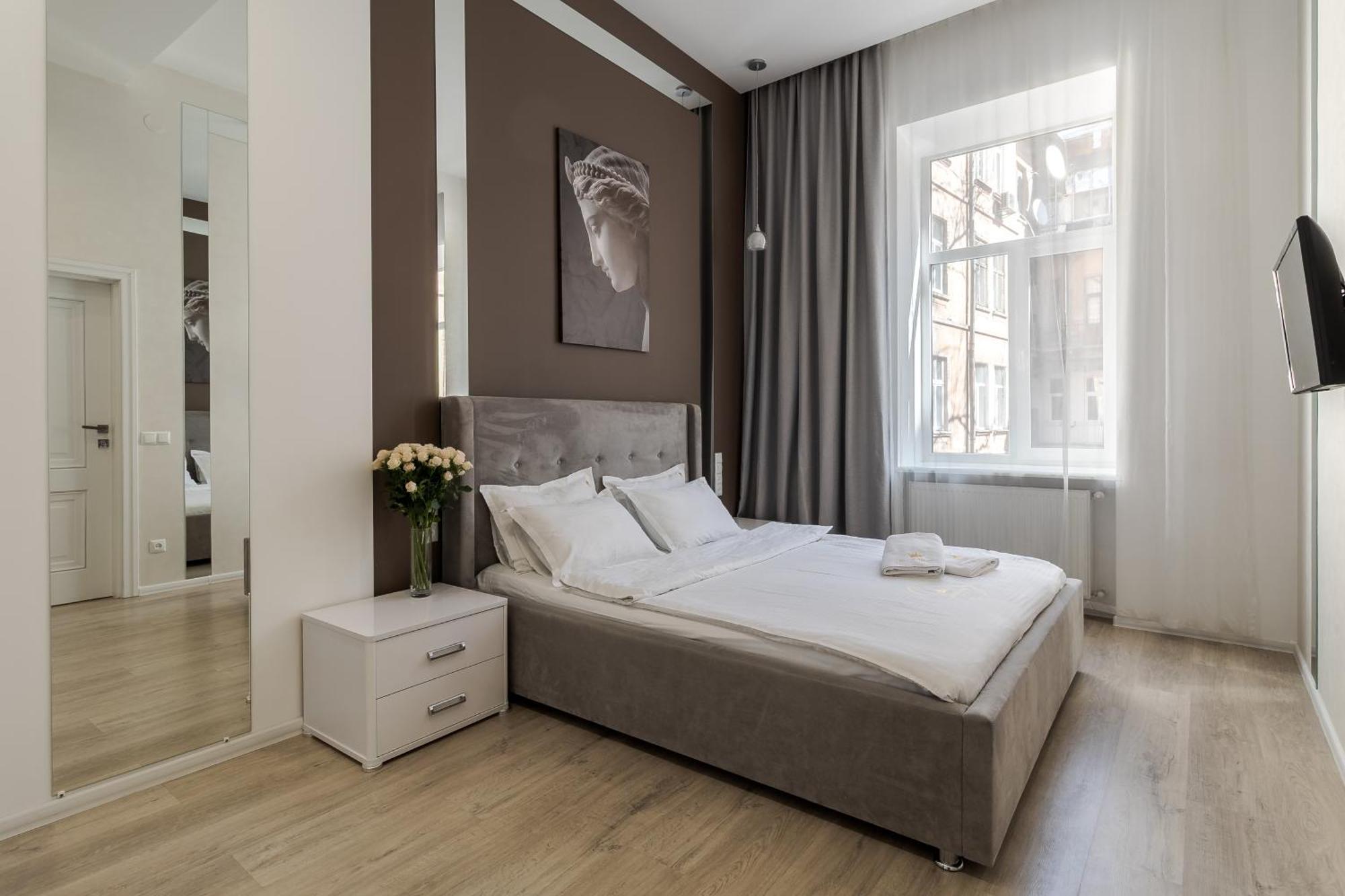Royal Stylish Apartment In The Old City Lviv Luaran gambar