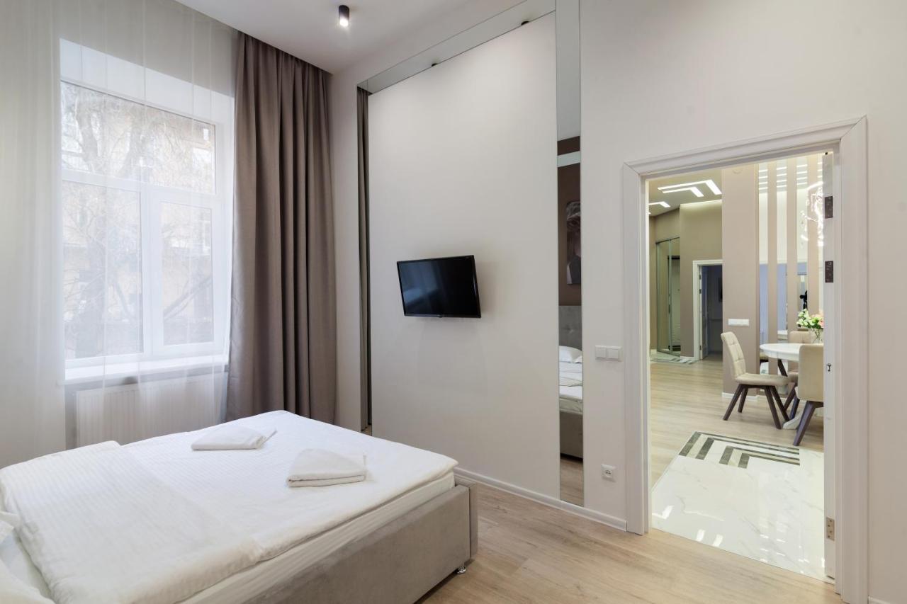 Royal Stylish Apartment In The Old City Lviv Luaran gambar