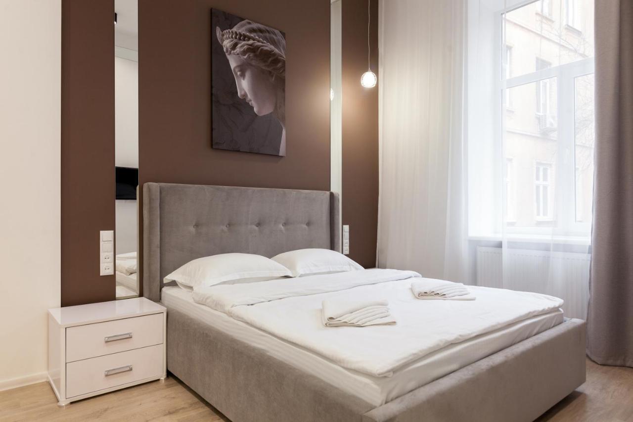 Royal Stylish Apartment In The Old City Lviv Luaran gambar
